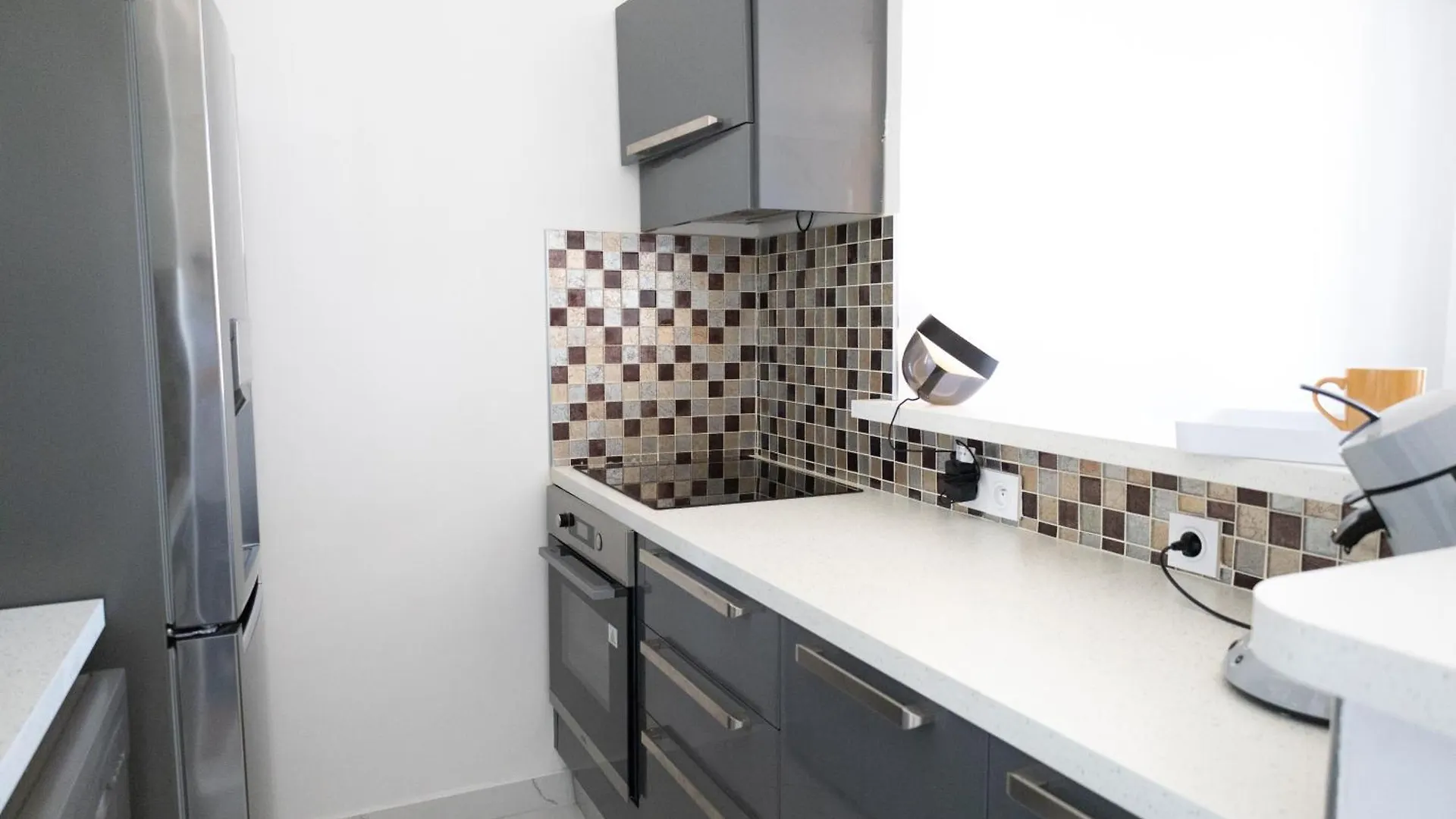 Appartement Luxueux A La Joliette Avec Vue Mer Marseilles Frankreich