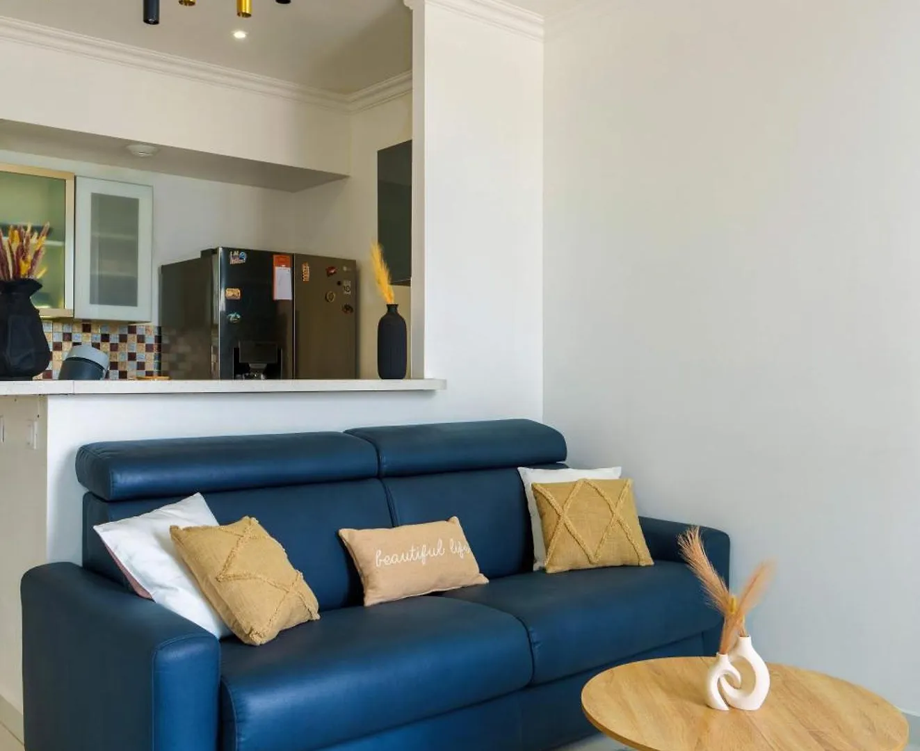 Apartment Appartement Luxueux A La Joliette Avec Vue Mer Marseilles